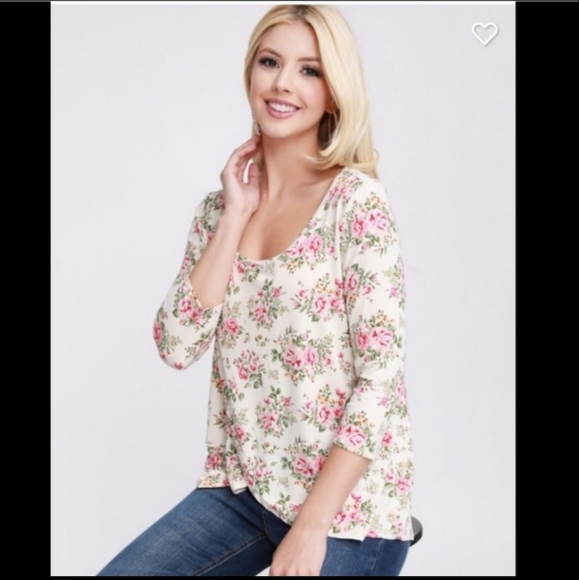 Doubleju Ivory 3/4 Sleeve Floral Blouse M NWT - Picture 3 of 5